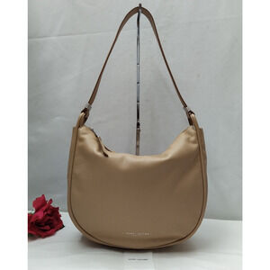 Marc Jacobs Beige Pebbled Leather Zipper Hobo Shoulder Bag - NWT $395